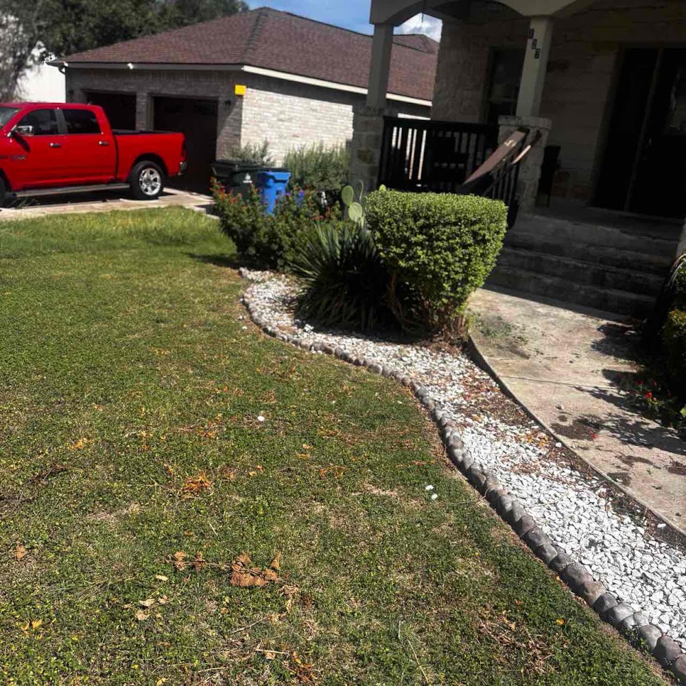 LawnStarter - Austin Landscaping